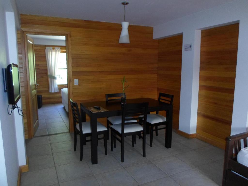 Apart Hotel Robles Del Sur San Martín de los Andes 객실 사진