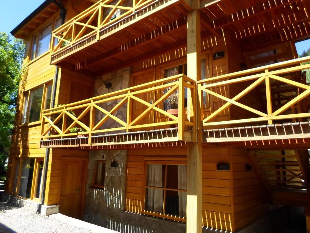 Apart Hotel Robles Del Sur San Martín de los Andes 외부 사진